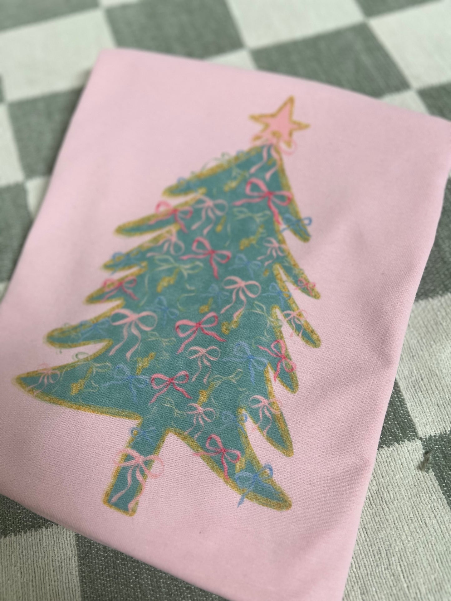 XL Short Sleeve Pink Christmas Bows Tee
